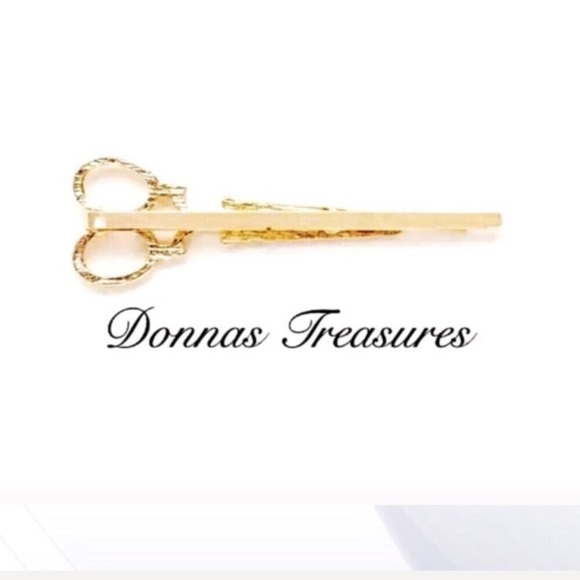 ❤️Gold Scissors Hair Clip - Picture 3 of 3